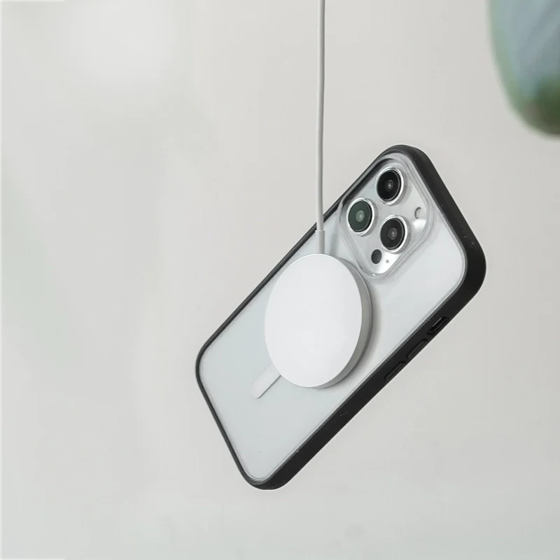 iPhone 14 Pro Clear Case avec MagSafe – Image 8